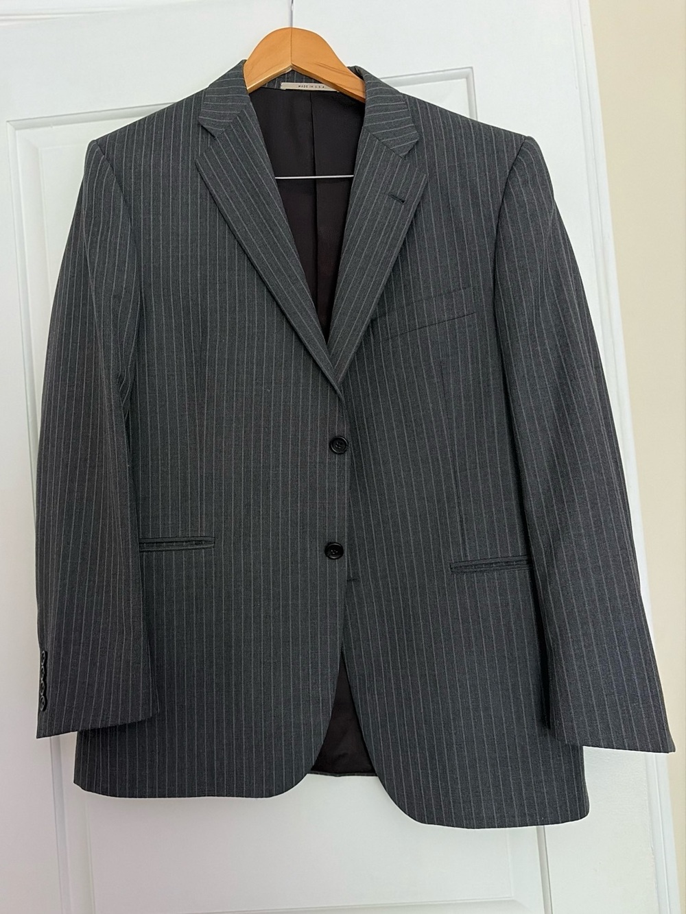 BURBERRY LONDON 2 Piece Men's Wool Charcoal Pinstripe Blazer and Pants - Picture 1 of 10